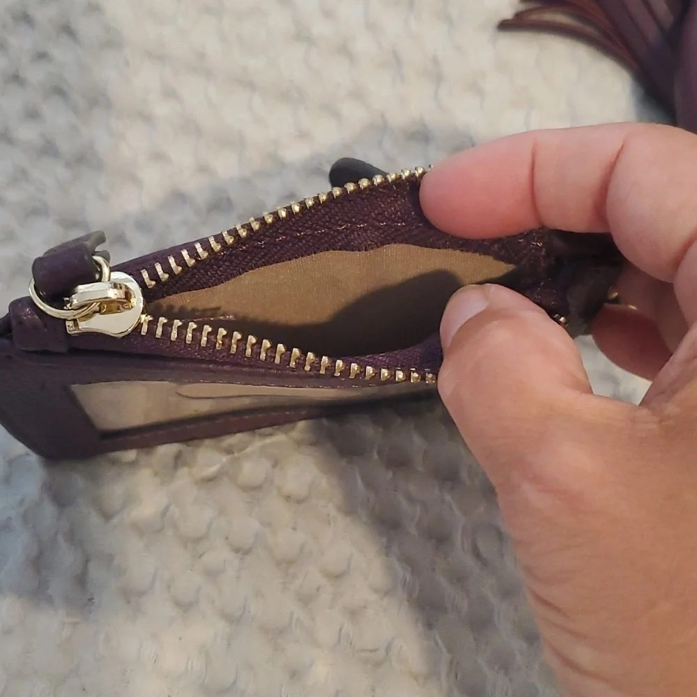 NWOT Credit Card/Keychain (#19)
